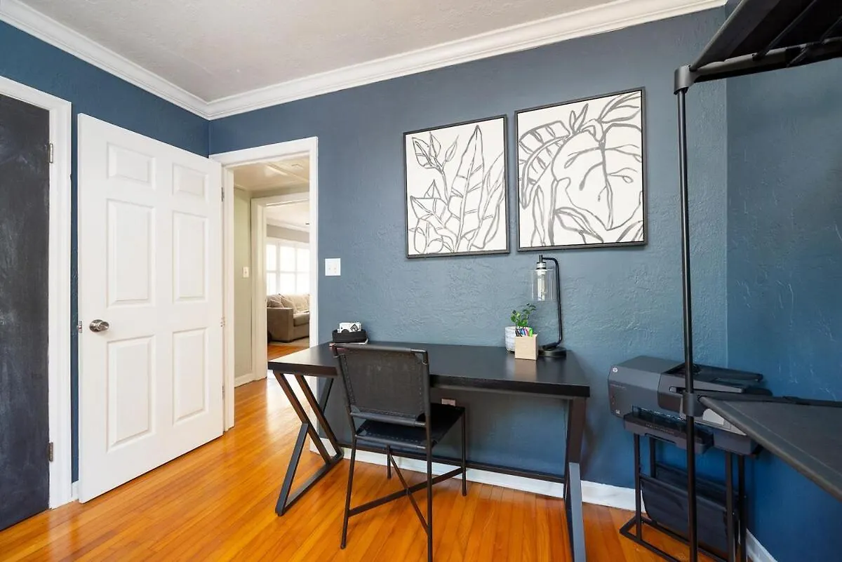 Charming 3Br Home Near Dt With King Bed And Fire Pit Orlando Holiday home