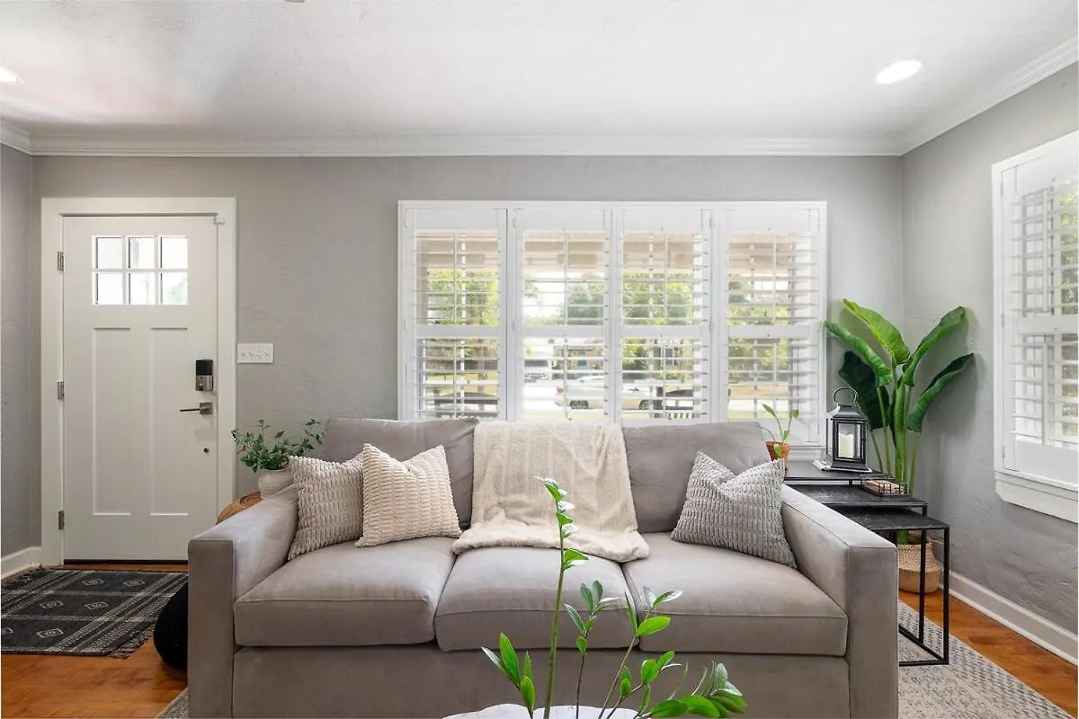 Holiday home Charming 3Br Home Near Dt With King Bed And Fire Pit Orlando