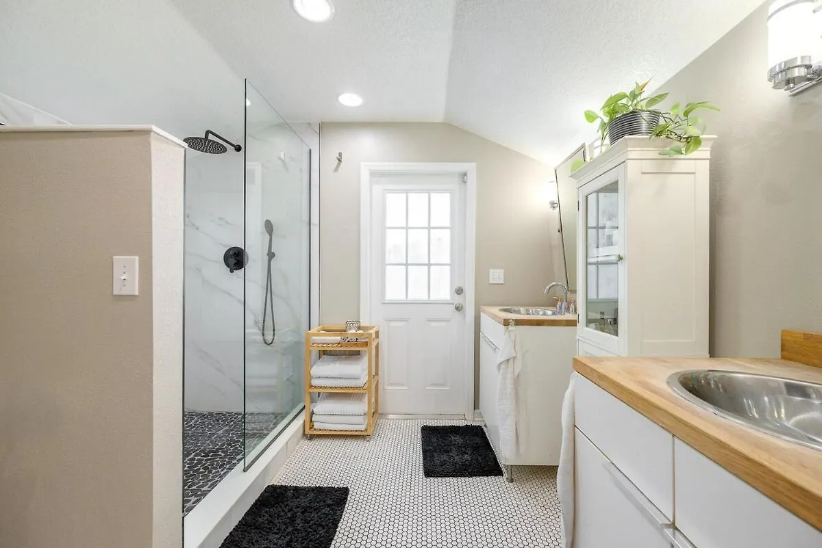 Charming 3Br Home Near Dt With King Bed And Fire Pit Orlando United States
